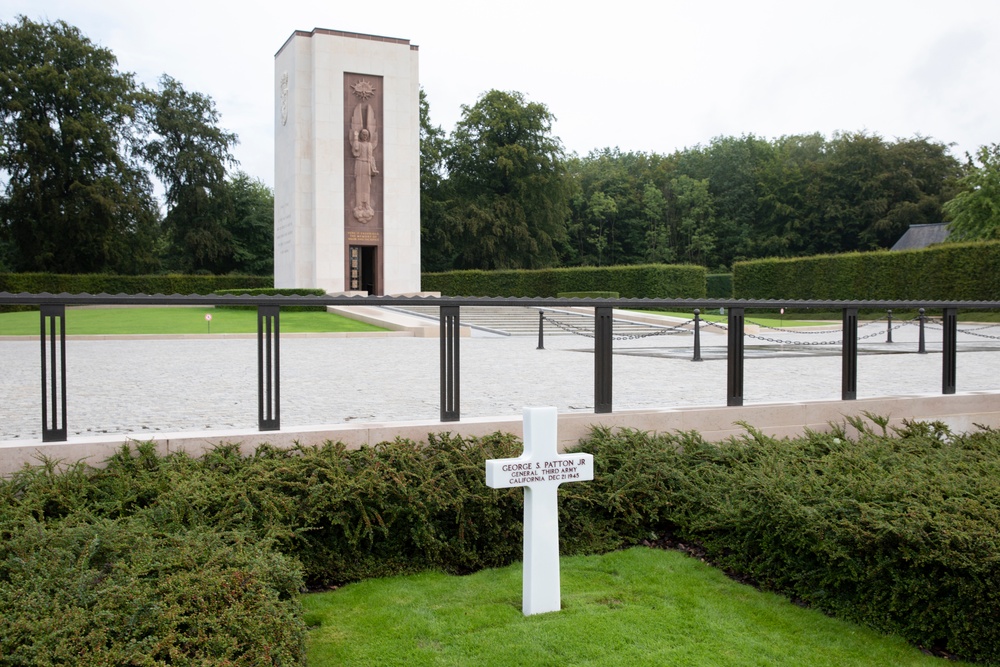 Army Reserve Unit Tours Luxembourg American Cemetery