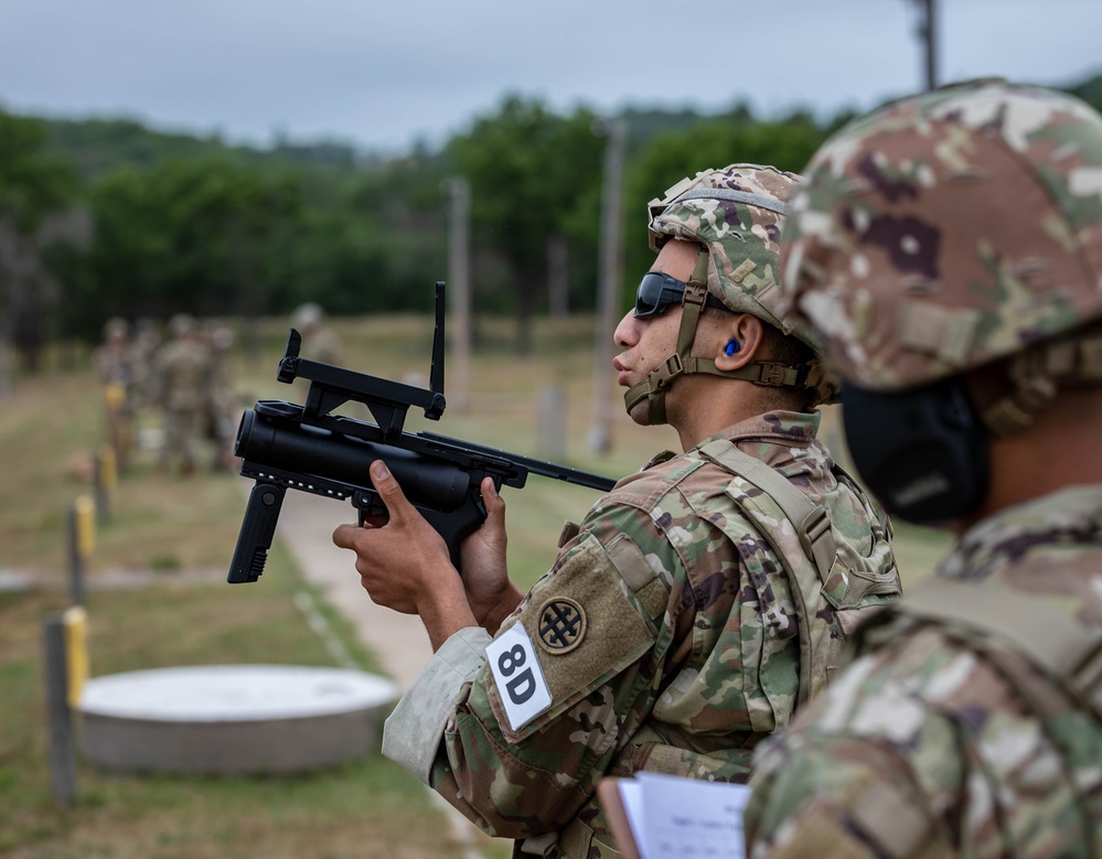 Soldiers Compete Grenade Launchers