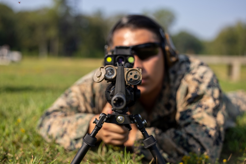 Marines With Marine Corps Security Forces Regiment train with Smart Shooter sight