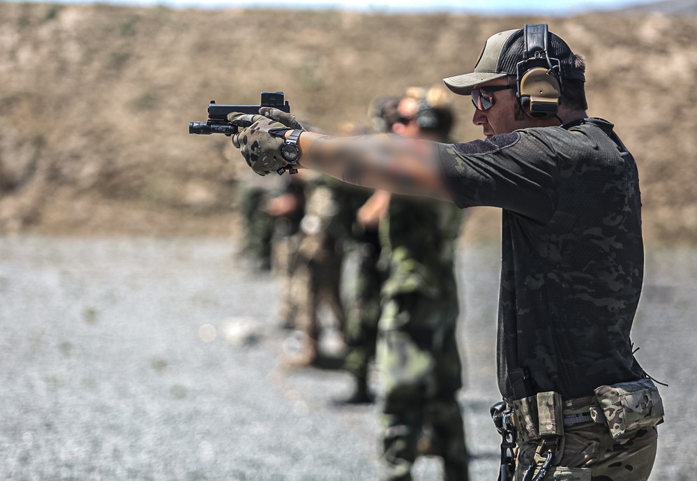 10th SFG (A) combat dive team requalifies on dive skills