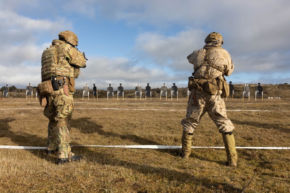 1st Bn., 4th Marines conducts live-fire range, builds survival shelters with Chilean naval infantry