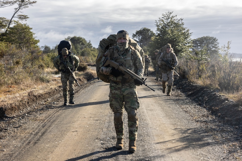 1st Battalion, 4th Marines; Chilean naval infantry share patrol tactics