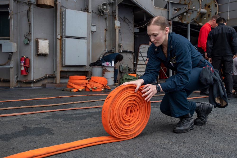 Sailors Perform Maintenance