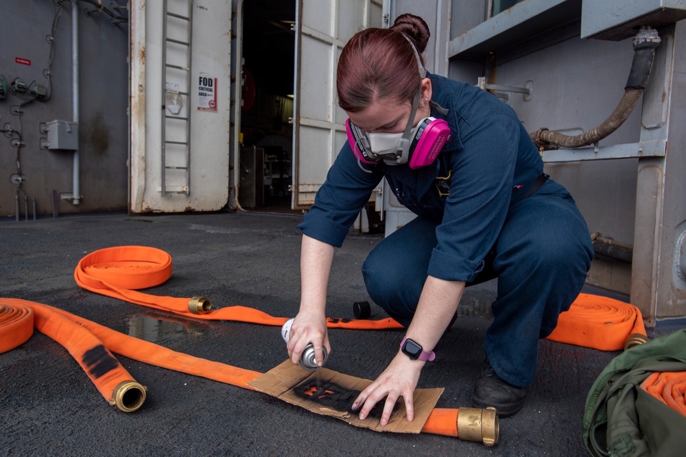 Sailors Perform Maintenance