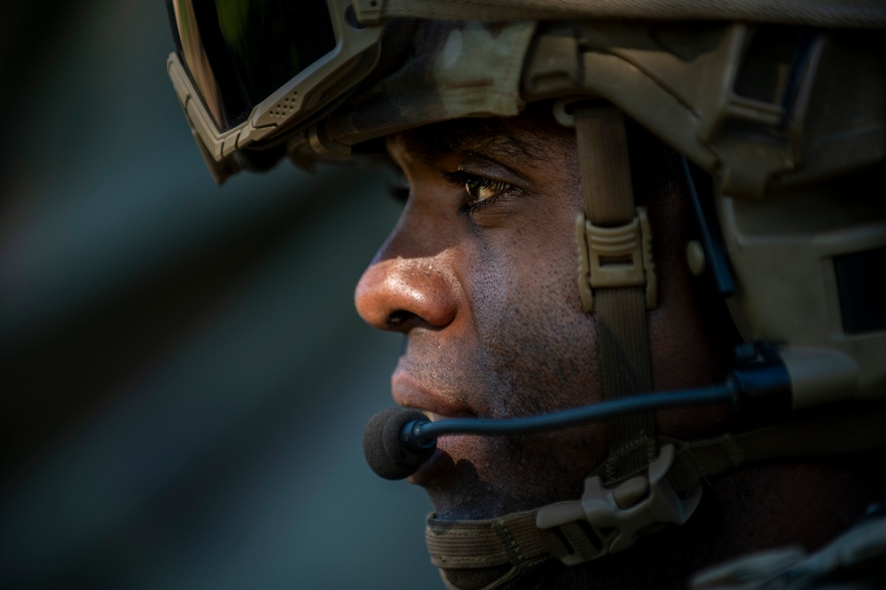 Multinational Soldiers integrate in field training during Saber Junction 23