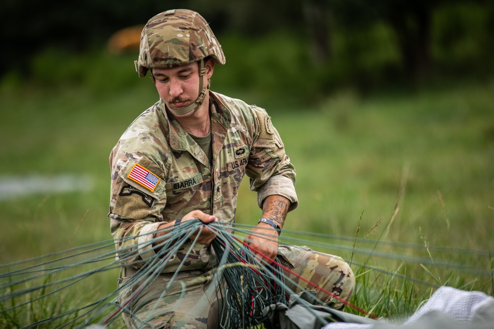 5th Ranger Training Battalion Stringer DZ Jump