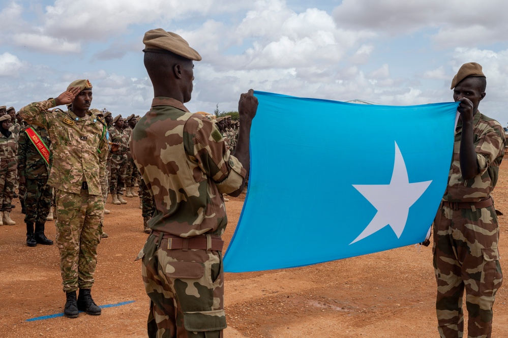 Somali National Army graduate course, become Danab commandos