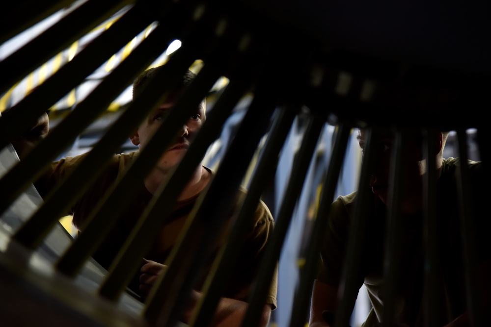 117th Maintenance Group ensure Wing’s ability to provide worldwide aerial refueling