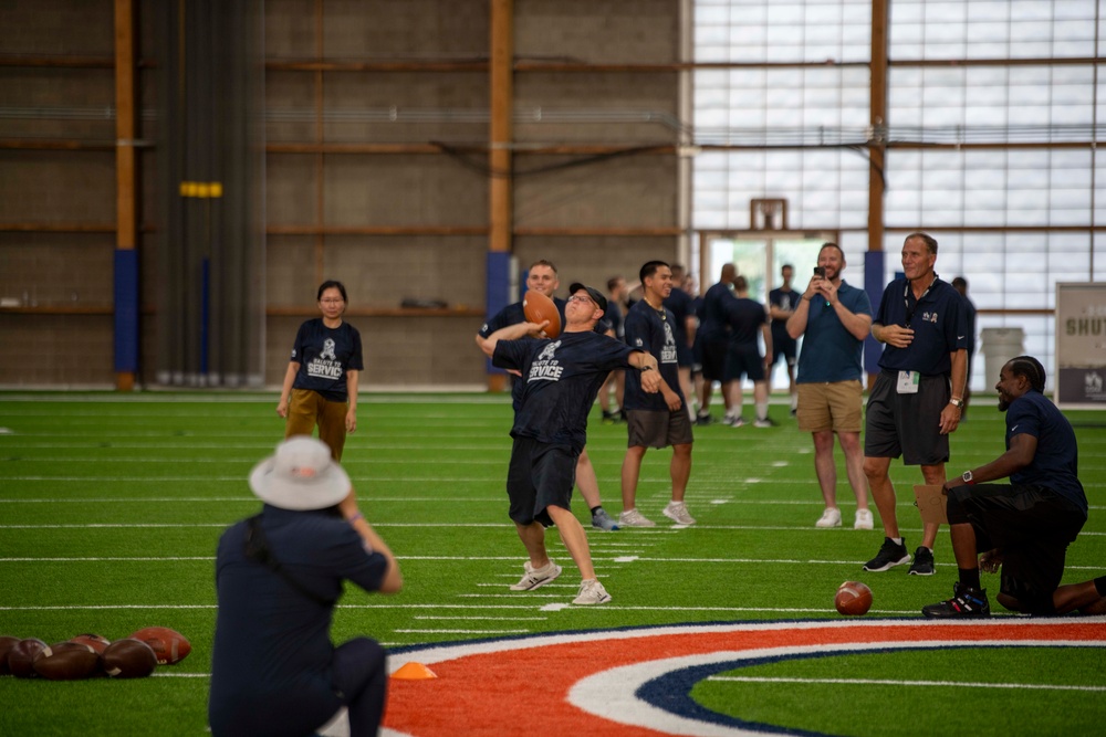 DVIDS - Images - USAA's Salute to Service NFL Boot Camp [Image 17 of 17]