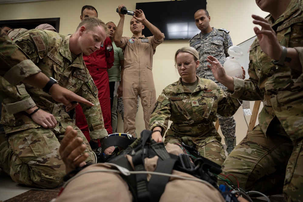 USAF, Egyptian Air Force train medical skills together