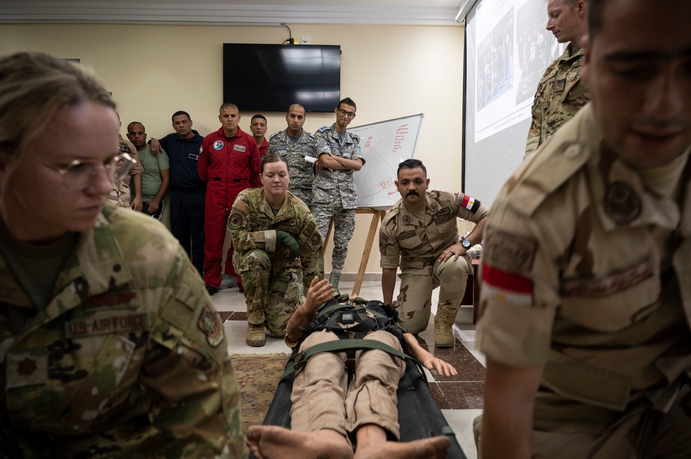 USAF, Egyptian Air Force train medical skills together