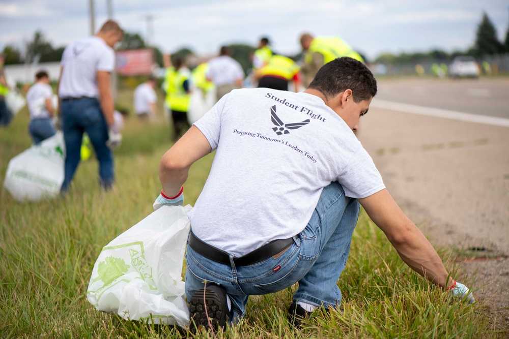 Air National Guard Keeps the Streets Clean