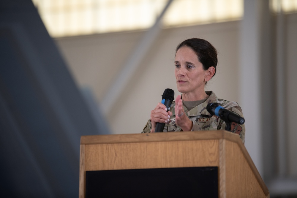 192nd Wing welcomes Lange as new commander