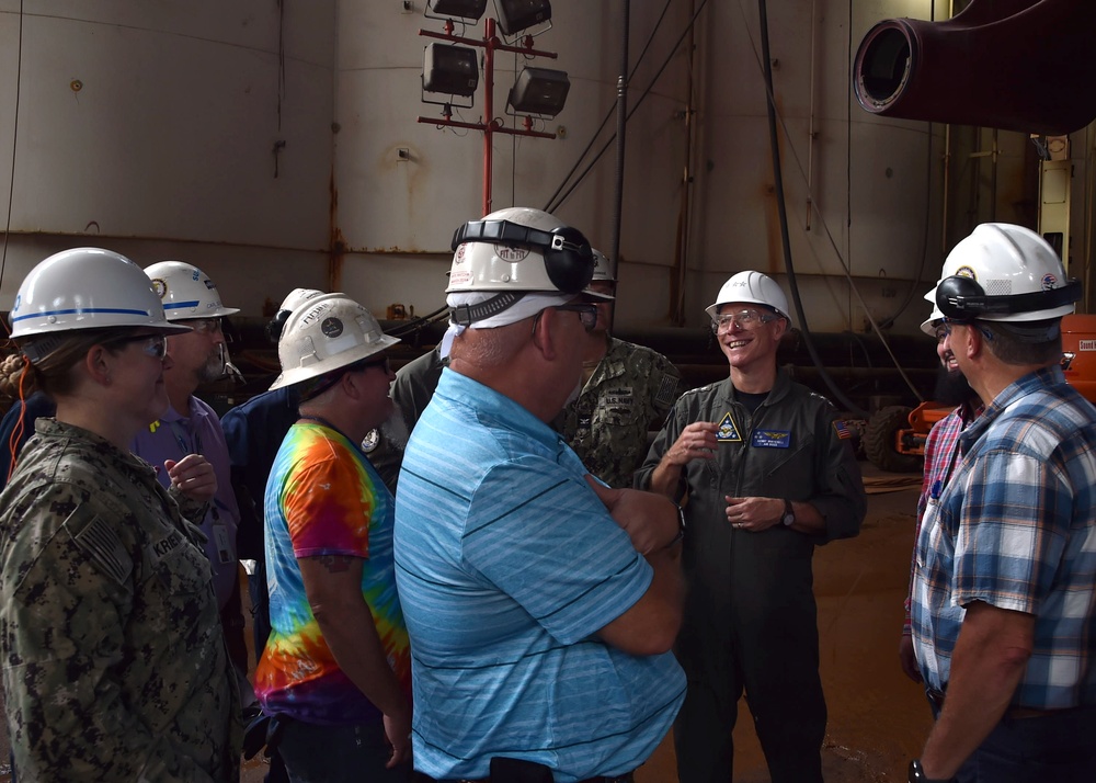 Vice Adm. Kenneth Whitesell visits USS John C. Stennis