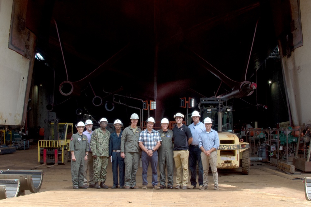 Vice Adm. Kenneth Whitesell visits USS John C. Stennis