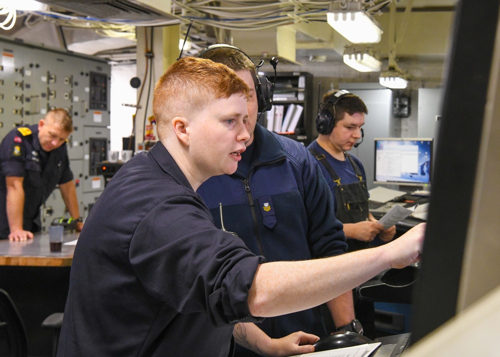 U.S. Coast Guard Cutter Healy conducts science missions