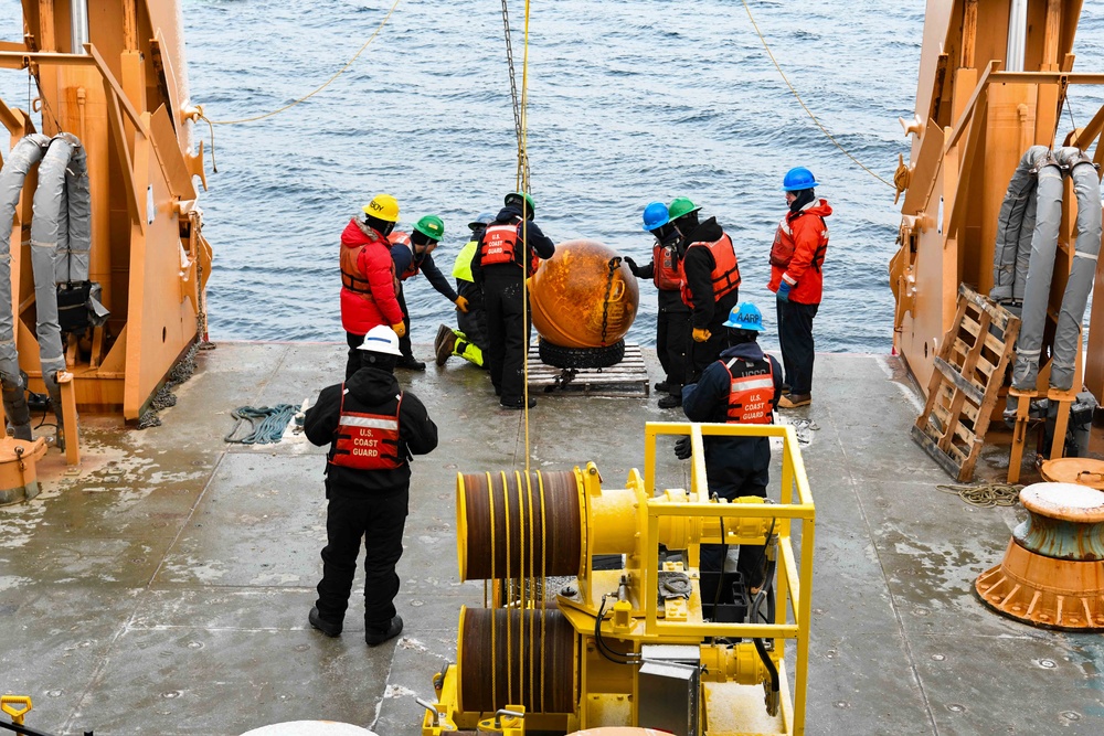 U.S. Coast Guard Cutter Healy conducts science missions