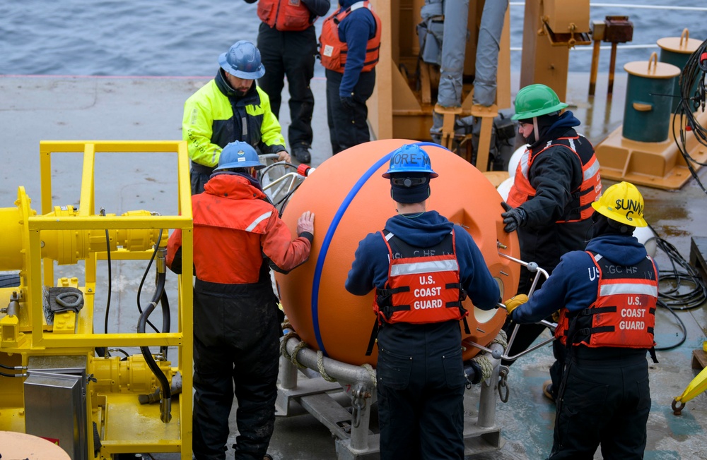 U.S. Coast Guard Cutter Healy conducts science missions