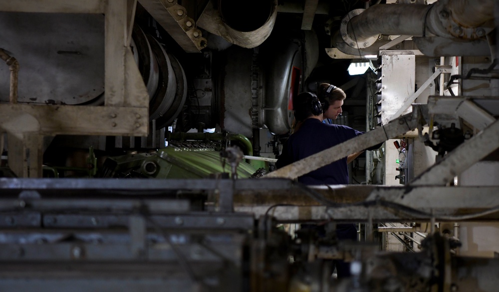 U.S. Coast Guard Cutter Healy conducts science missions