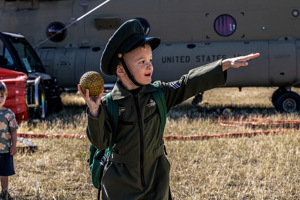 1-189th GSAB Hosts Aviation Open House