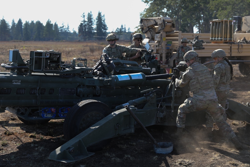 Washington National Guard field artillery unit pulls tail for friends and family