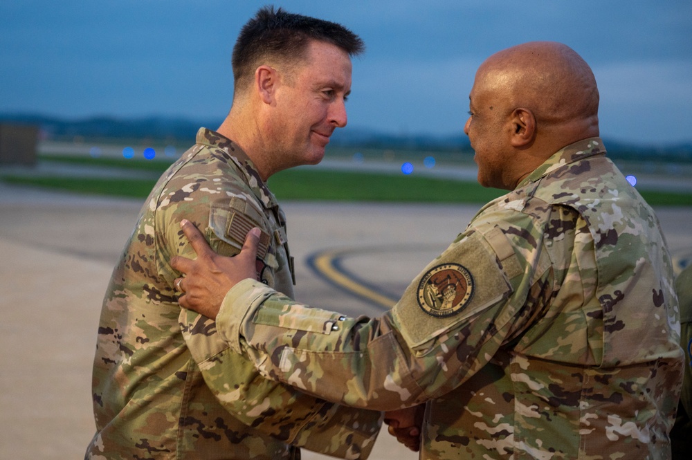 USSTRATCOM commander arrives in Korea