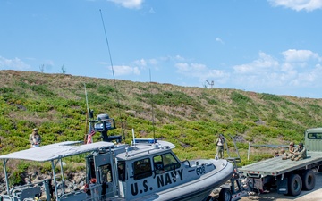 MSRON 11 Conducts Boat Launch and Recovery Training onboard NWS Seal Beach
