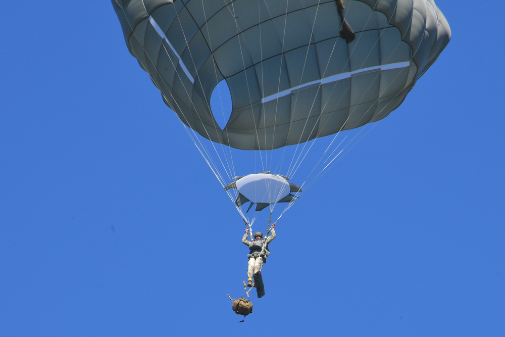 4-319th AFAR Airborne Operations