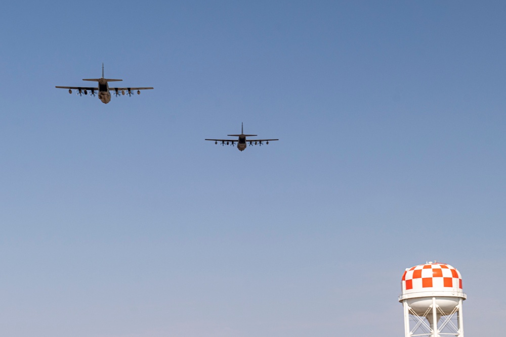 U.S. Airmen, Marines, conduct 9/11 memorial flyover at Camp Lemonnier