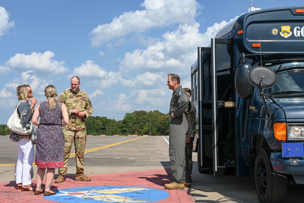 18th AF commander visits Black Knights