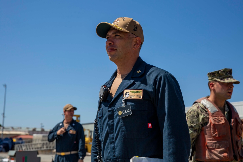 Abraham Lincoln barge departs San Diego