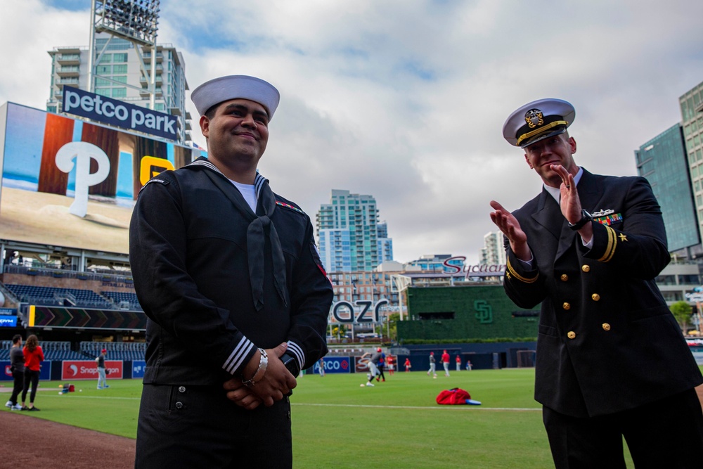 Abraham Lincoln Sailor reenlists at Petco Park
