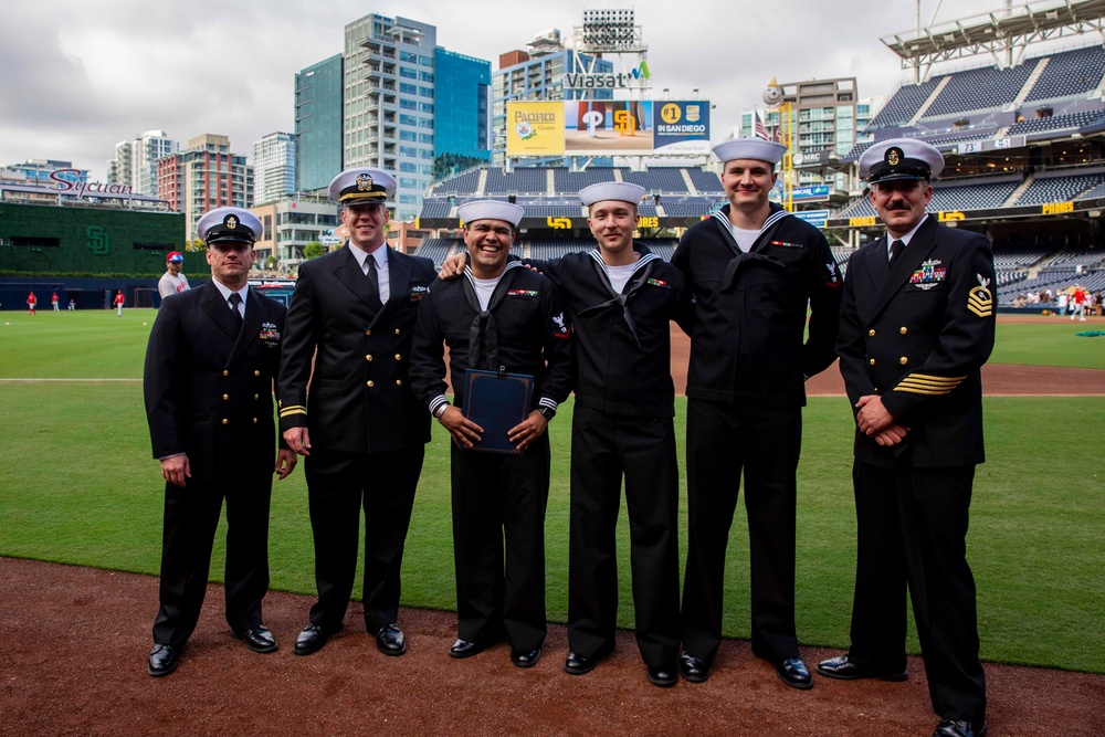Abraham Lincoln Sailor reenlists at Petco Park