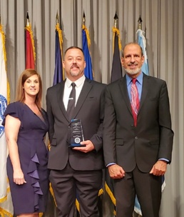 7 MXG resource advisor wins DoD-level award