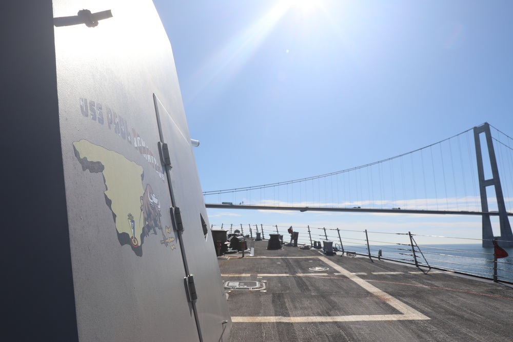 USS Paul Ignatius Crosses Great Belt Strait