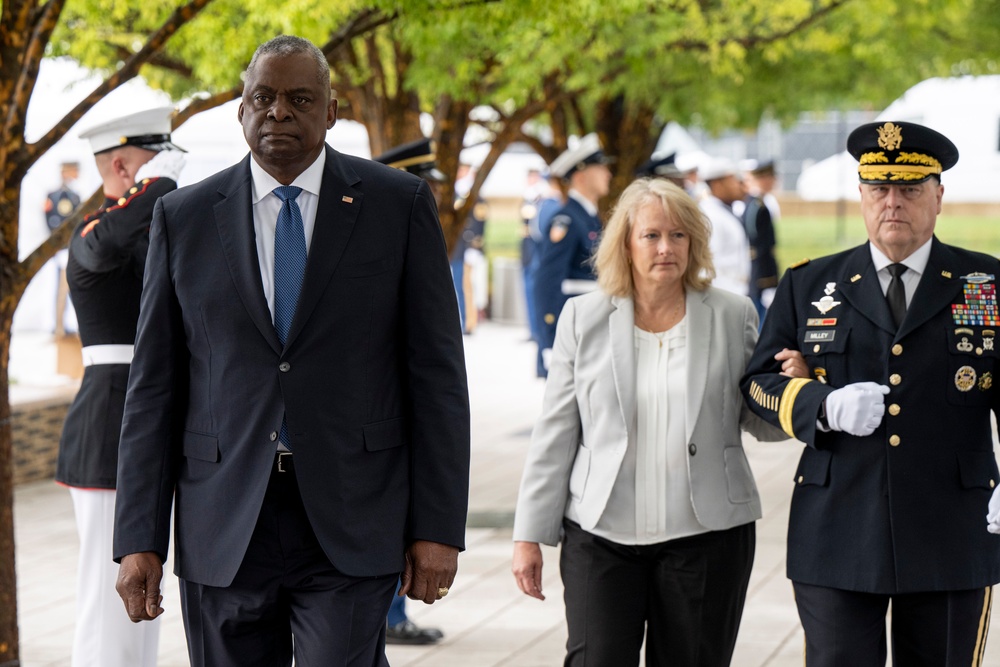 SD, CJCS Attend 22nd Annual 9/11 Pentagon Memorial Service