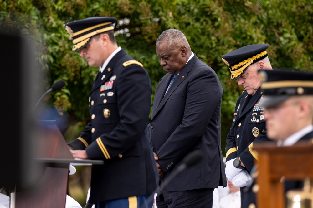 SD, CJCS Attend 22nd Annual 9/11 Pentagon Memorial Service