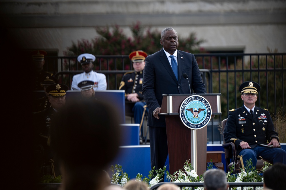 SD, CJCS Attend 22nd Annual 9/11 Pentagon Memorial Service