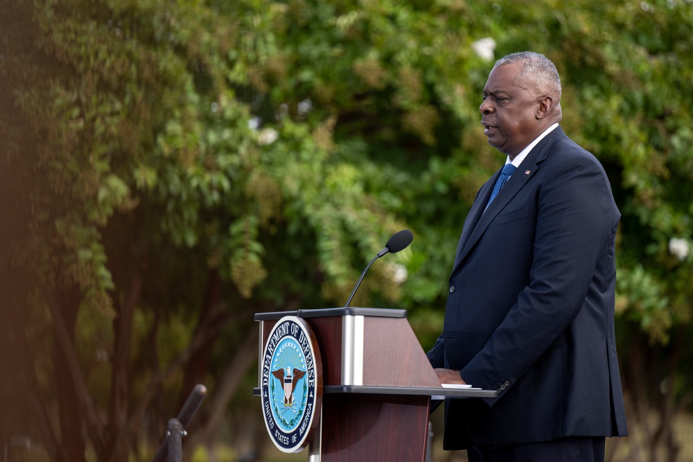 SD, CJCS Attend 22nd Annual 9/11 Pentagon Memorial Service