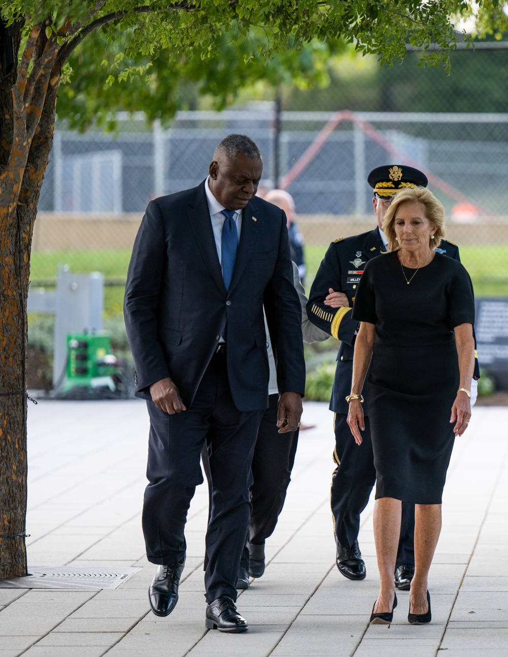 FLOTUS, SD, CJCS conduct 9/11 wreath laying