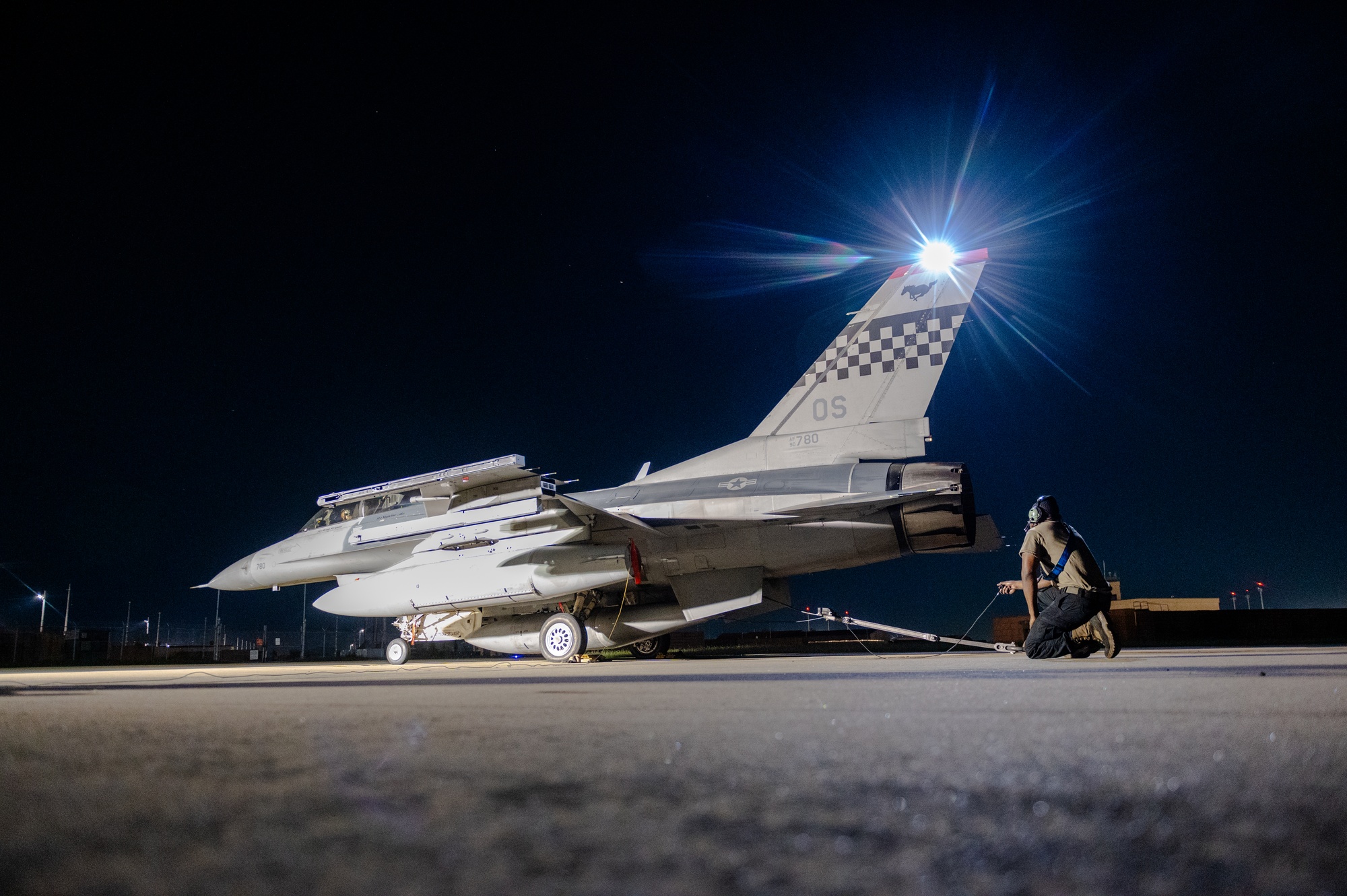 DVIDS - Images - F-16 Fighting Falcon power checks [Image 3 of 10]