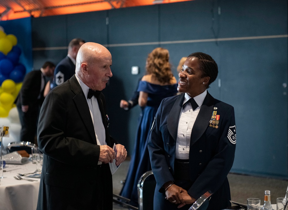 Pathfinders, local community celebrate 76 years with Air Force ball