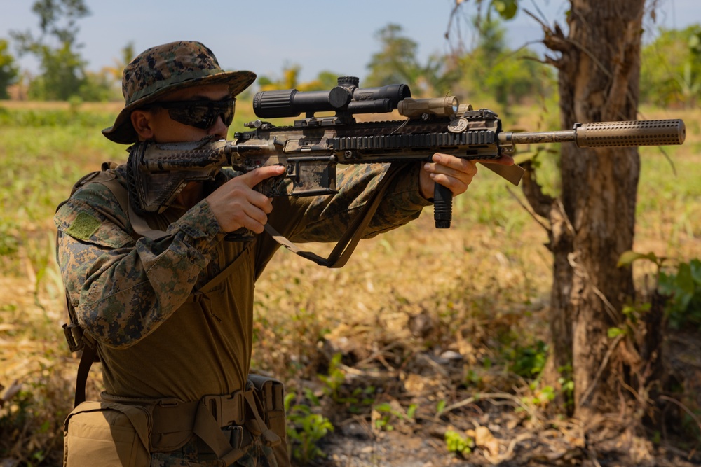Super Garuda Shield 2023 3rd LAR Conducts MOUT Training