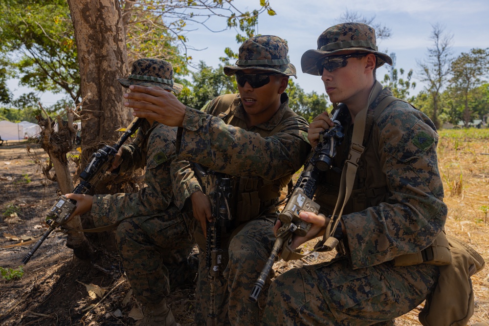 Super Garuda Shield 2023 3rd LAR Conducts MOUT Training