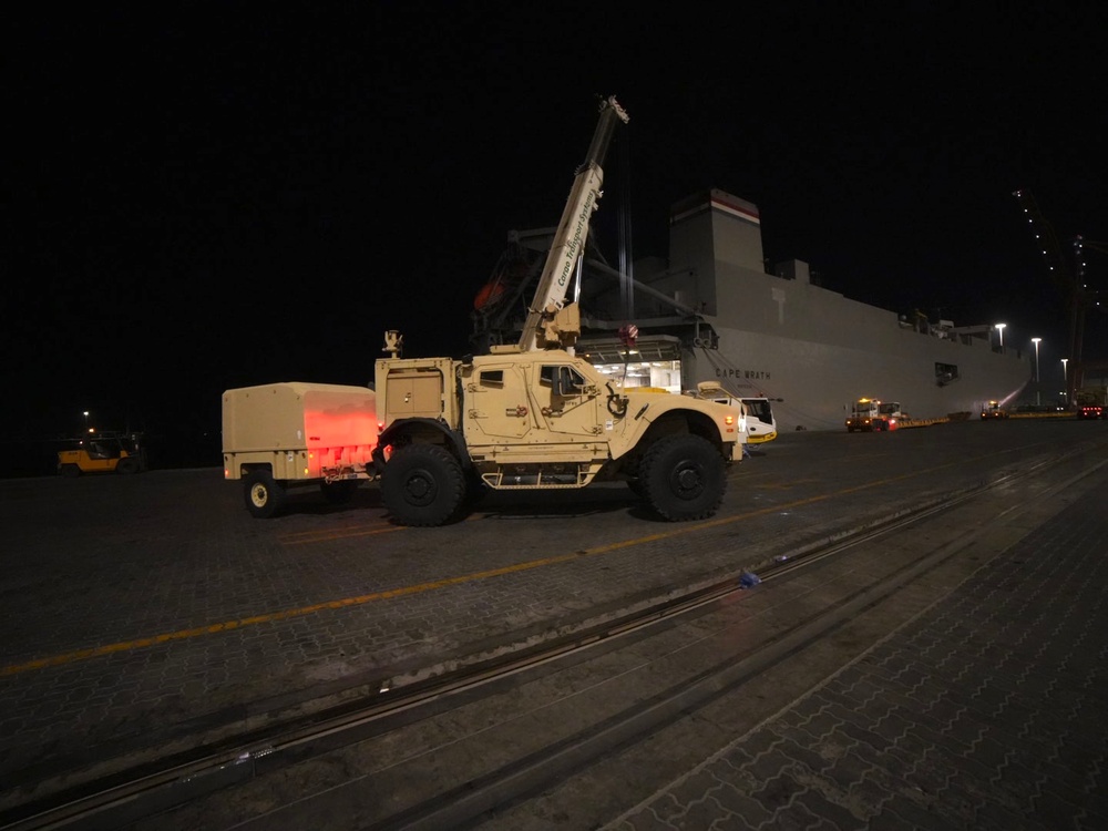 595th Transportation Brigade Showcase Robust Systems at Port Shuaiba