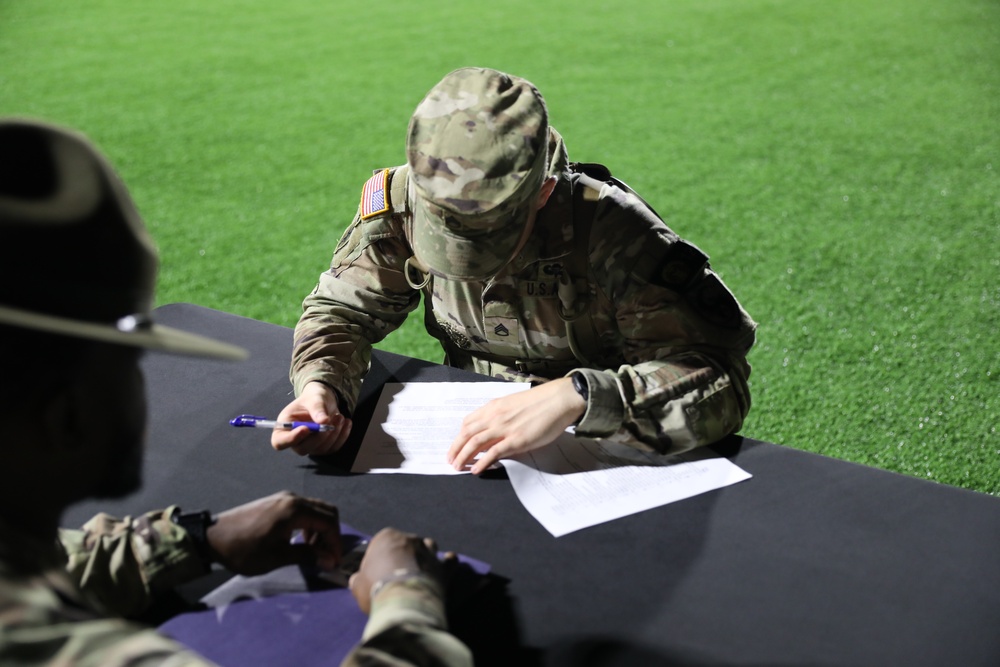 Drill Sergeant Austin Simms, Intelligence Center of Excellence Drill Sergeant of the Year, Being Graded on his Knowledge of Physical Readiness Training