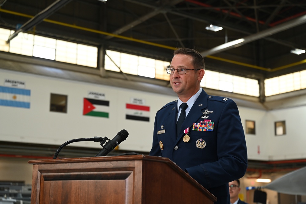 Col. Mary L. Ortiz assumes 113th Maintenance command