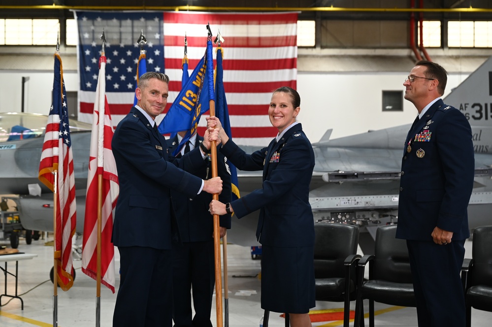 Col. Mary L. Ortiz assumes 113th Maintenance command