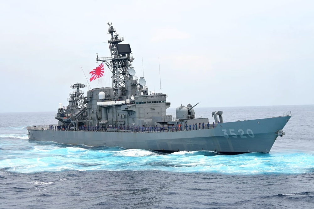 USS Detroit Participates in Tri-Lateral Passing Exercise with Colombia and Japan