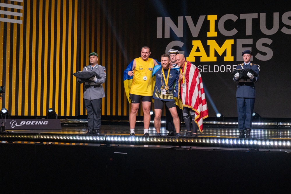 Team U.S. Invictus Games | Indoor Rowing